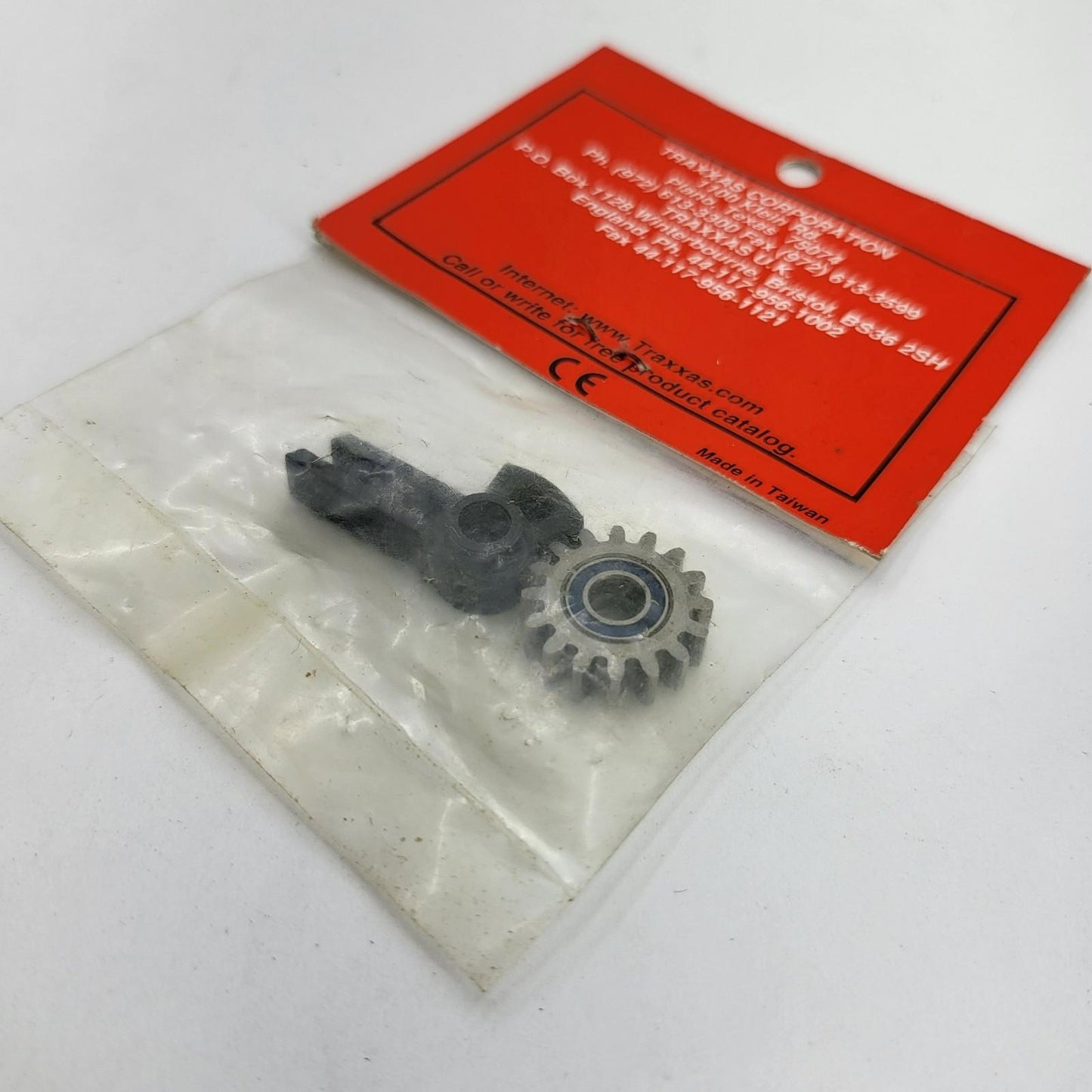 Traxxas Revo Idler gear and support with bearing #5377