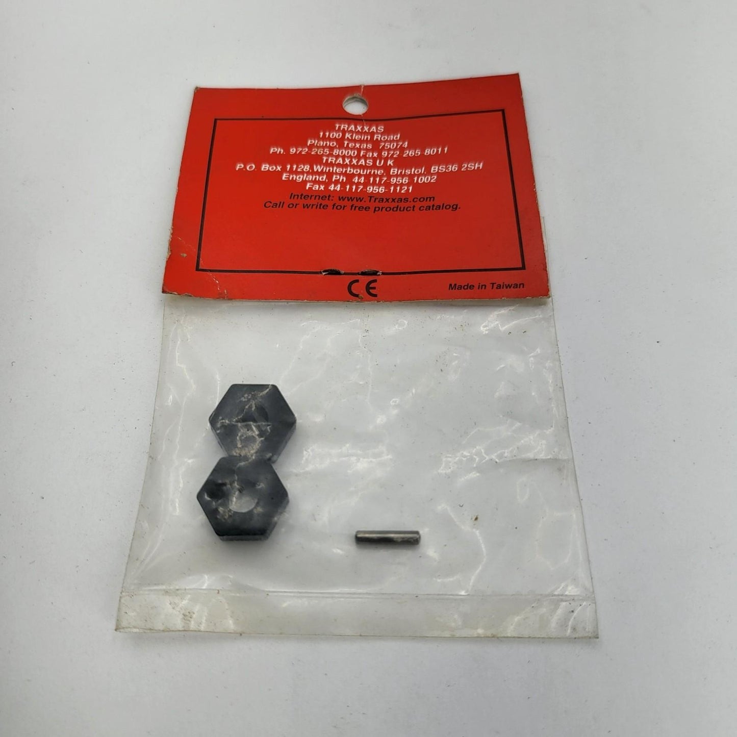 Traxxas wheel hubs and pins #4954