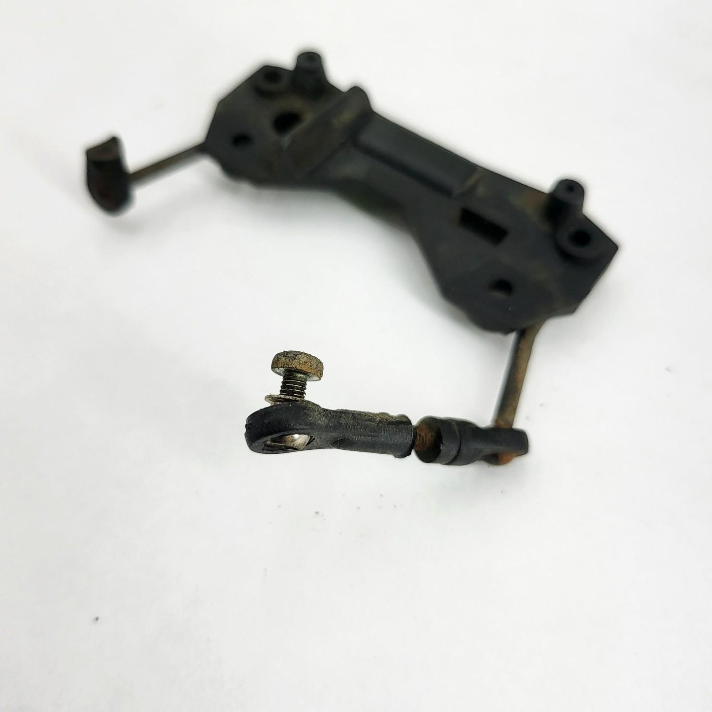 Serpent Impact M2 nitro rear sway bar and sway bar mount- damage