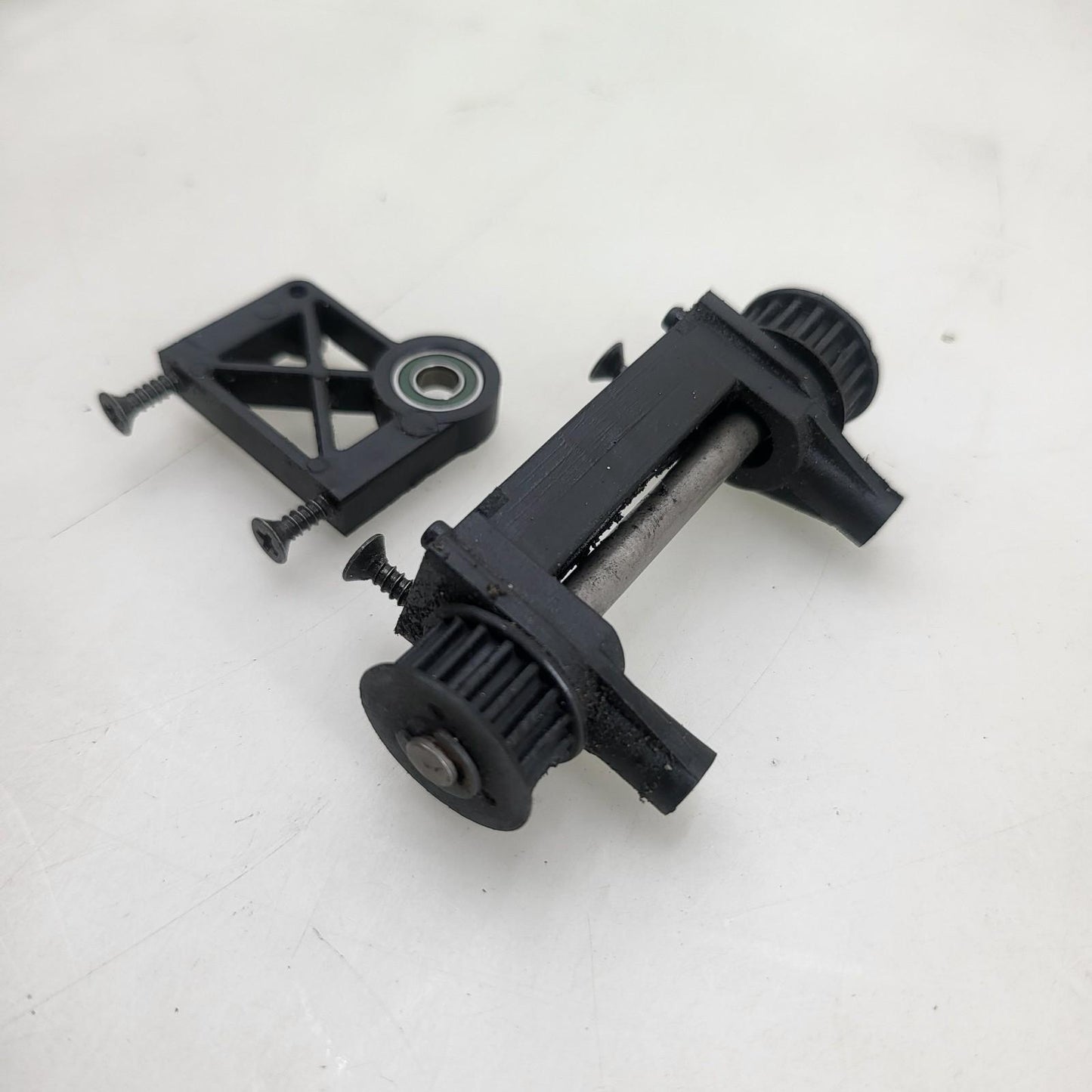 HPI RS4 Nitro Jackshaft, center shaft, pulleys, bearing