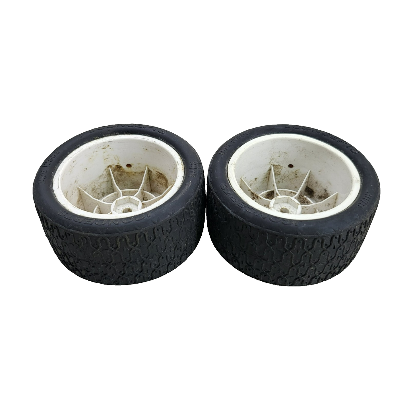 JConcepts Dirt webs 3076 tires on white buggy wheels 1/10 x2