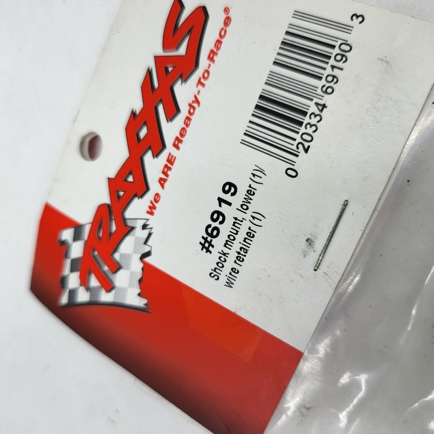 Traxxas lower shock mount with retainer #6919