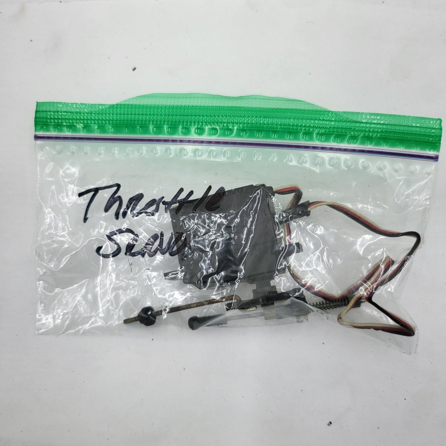 Team Associated Nitro TC3 Futaba S3003 Throttle servo