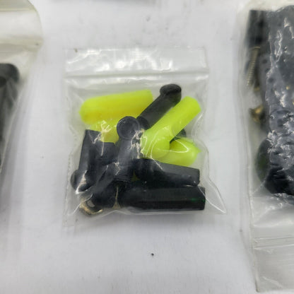 Team Associated Nitro TC3 various plastic parts: servo horns, rod ends