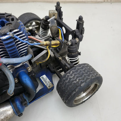 Traxxas vintage nitro 4-Tec, untested, rolls freely, red