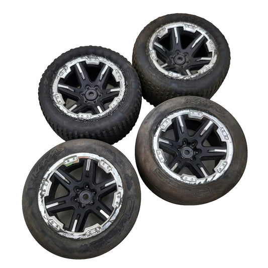 Traxxas Rustler 1/10 RTX wheels on Alias tires