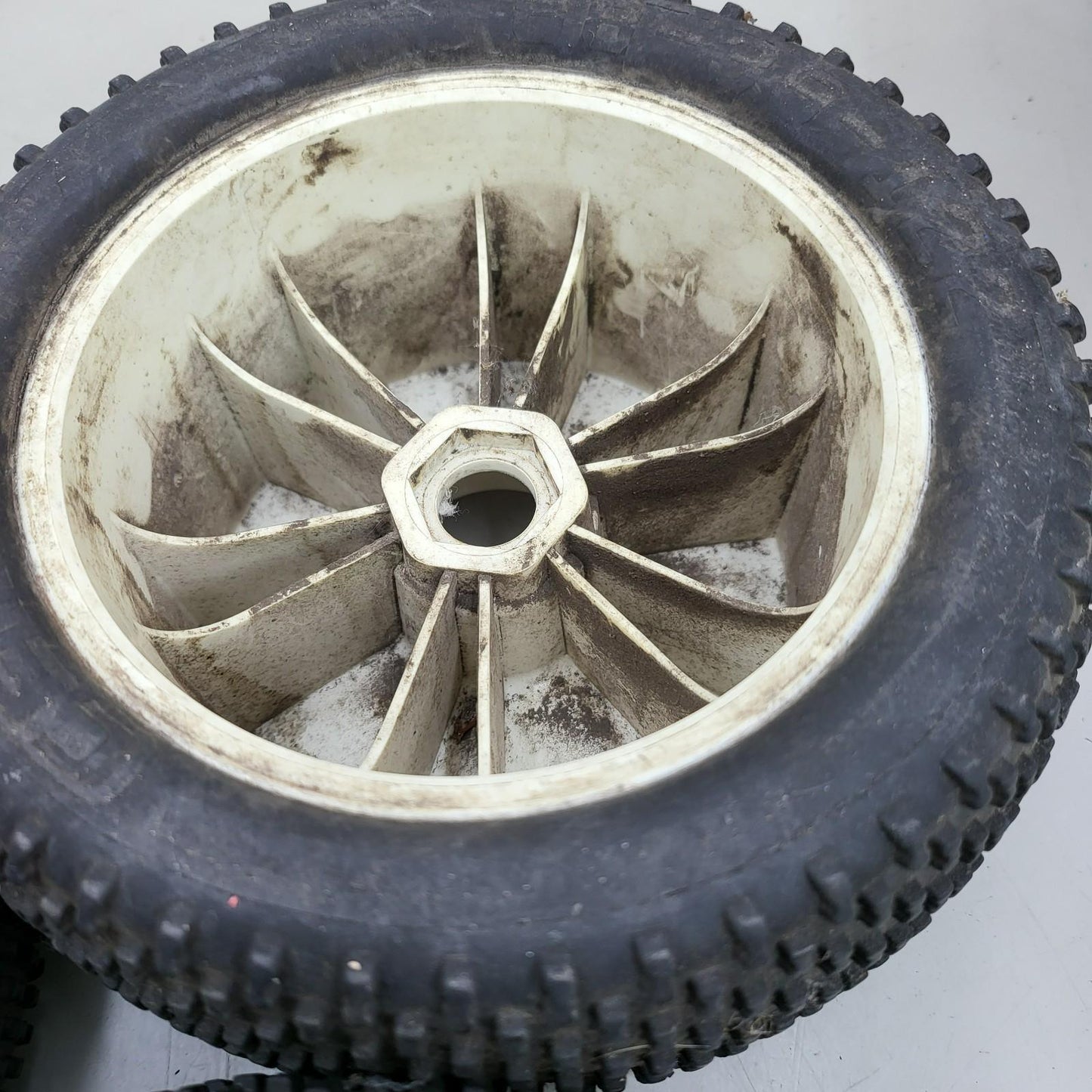 Cen Racing 88-39-122 "Sniper" tires on white buggy wheels  1/8, 1/7 x3