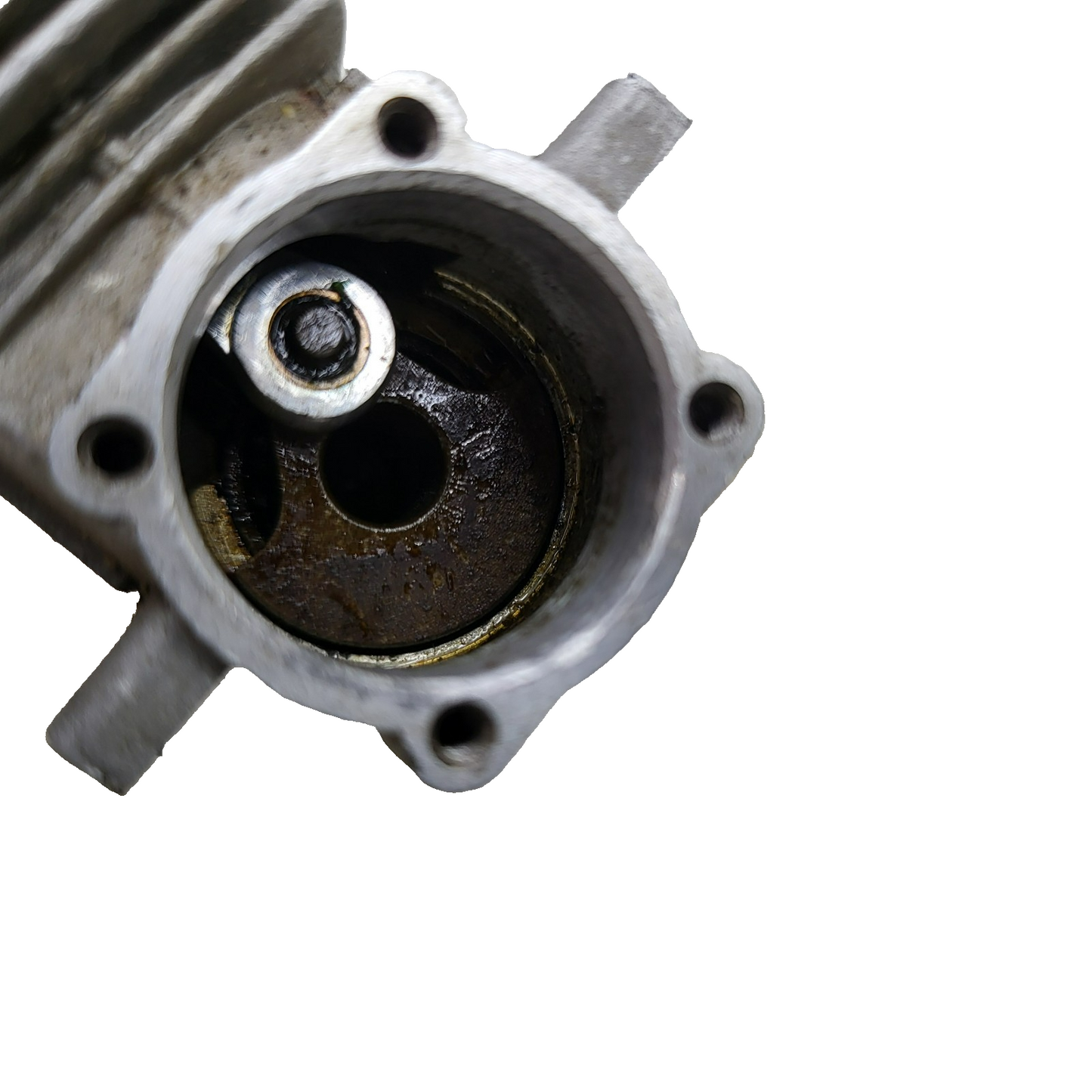Mach 15 nitro motor, incomplete. Spins over cleanly, for parts or repair