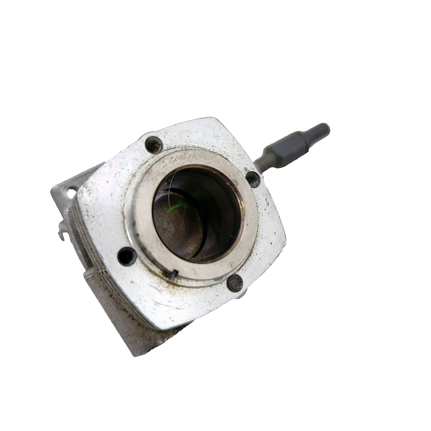 Mach 15 nitro motor, incomplete. Spins over cleanly, for parts or repair