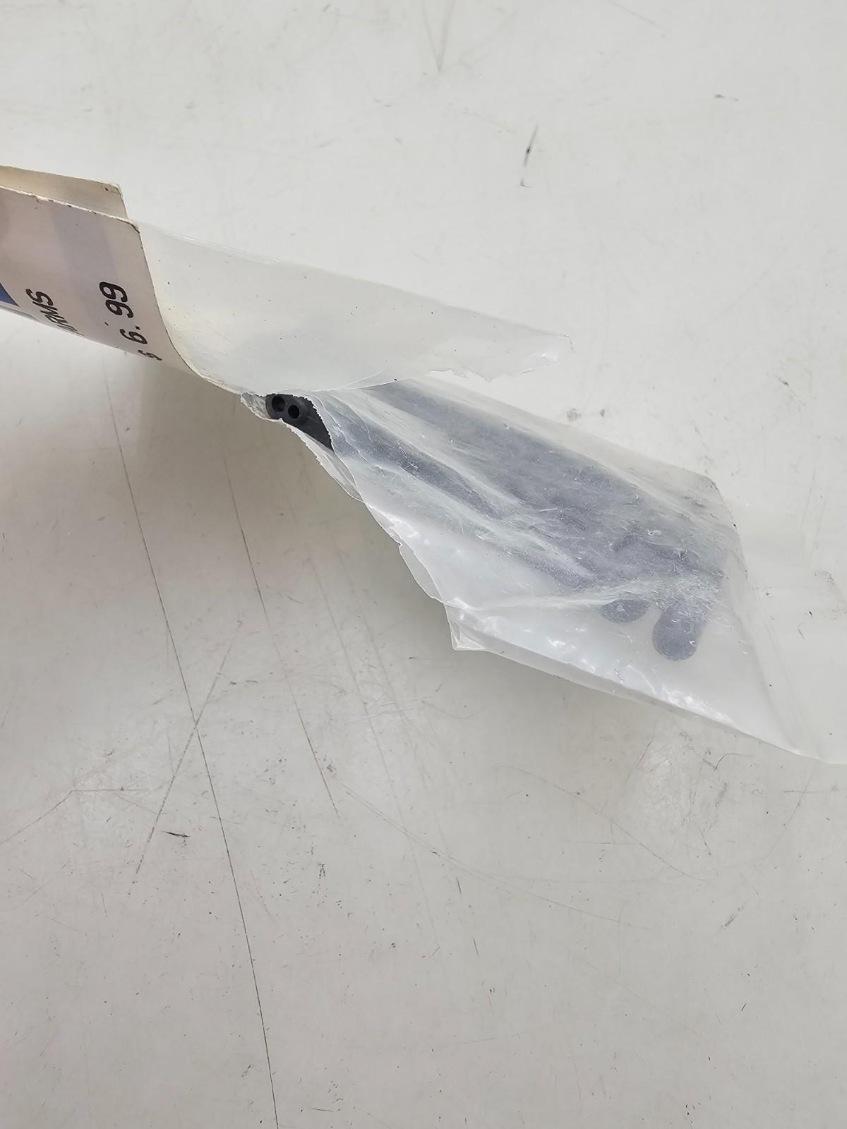 Team Associated TC4 Front suspension arms #31006, bag ripped