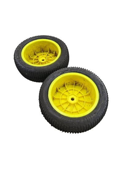 Pro-Line Hole shot tires on yellow disc wheels, 2.2" 1/10 #8220