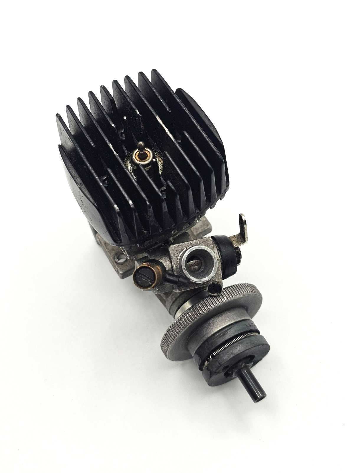 SMT 15 Nitro engine, carb moves freely, turns over w/ good compression, untested