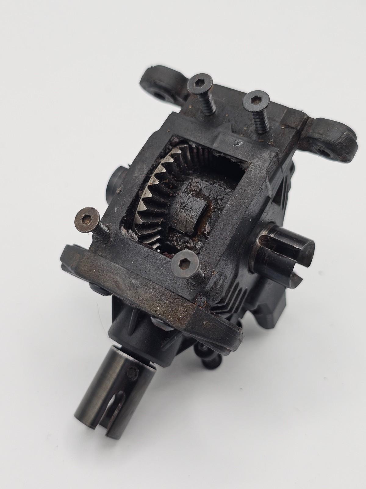 Axial Exo Terra Rear differential with case and hardware