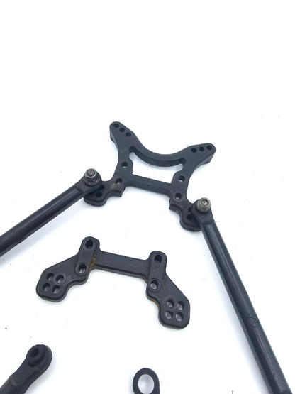 Axial Exo Terra front and rear plastic shock towers with links