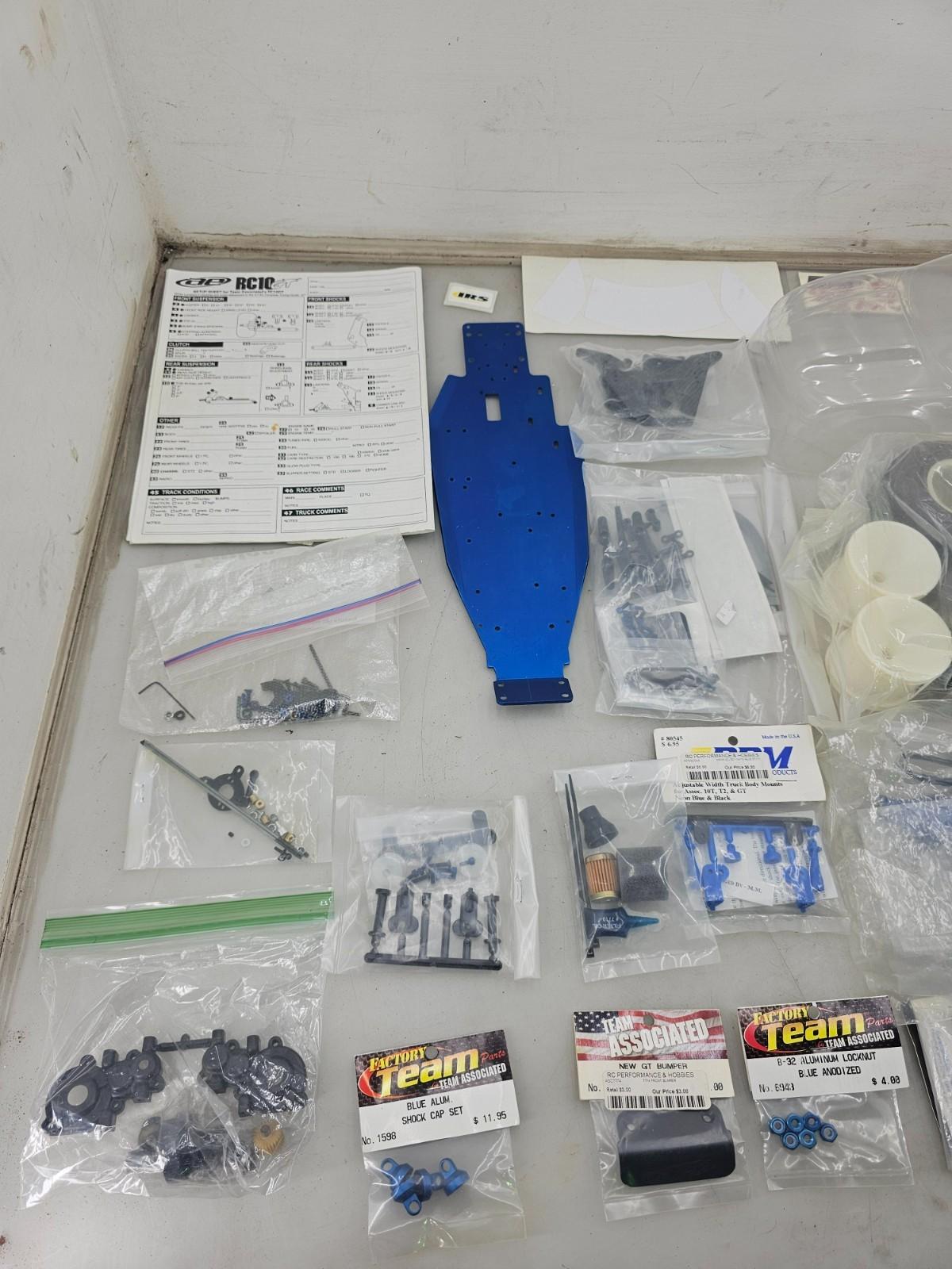 Team Associated Factory Team RC10GT Nitro kit/ parts #7060, read