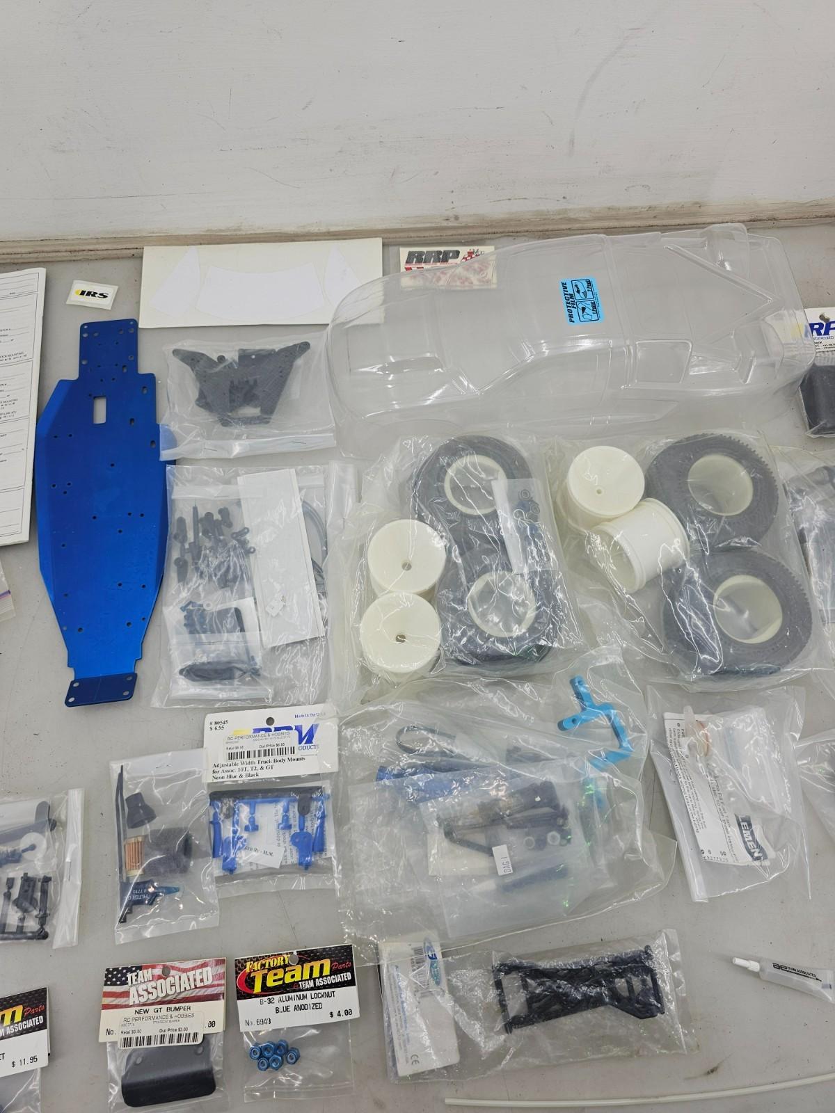 Team Associated Factory Team RC10GT Nitro kit/ parts #7060, read
