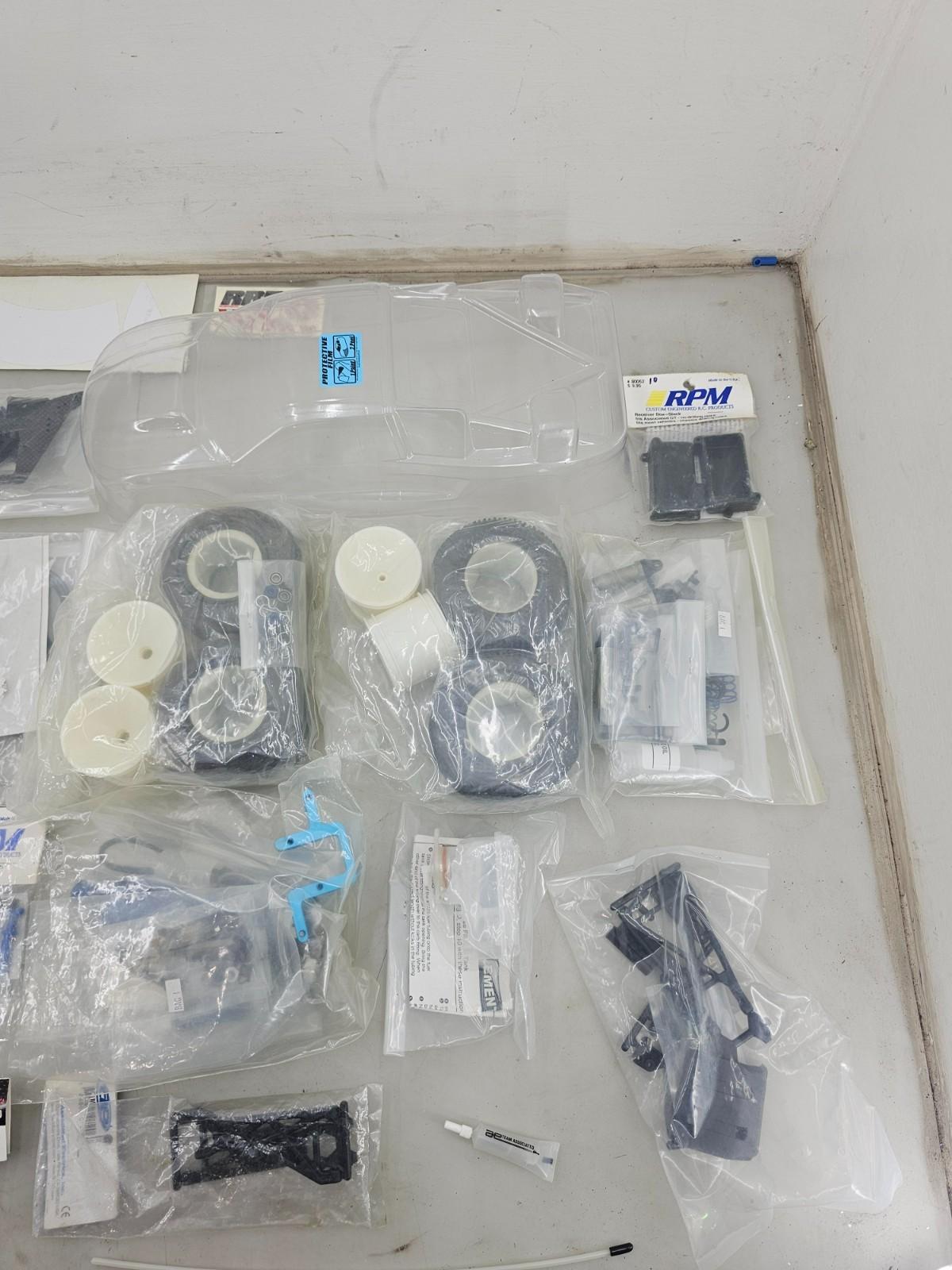 Team Associated Factory Team RC10GT Nitro kit/ parts #7060, read