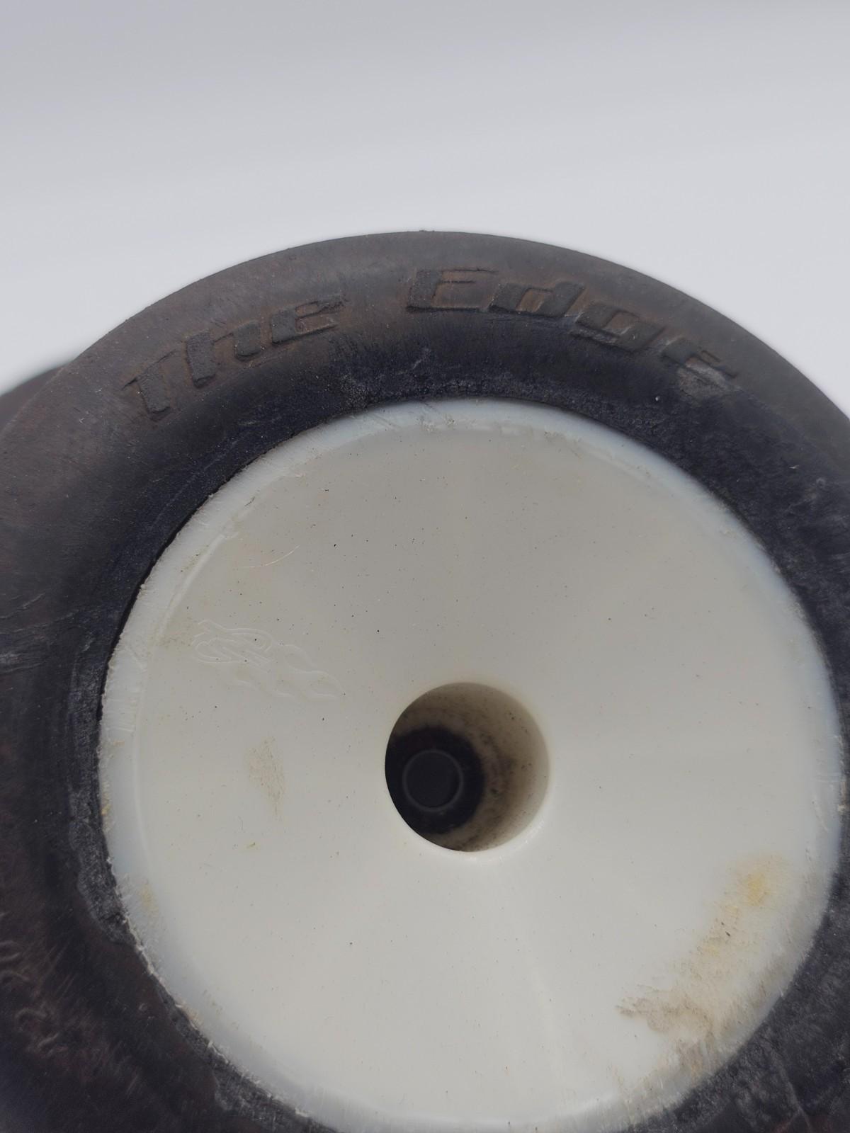 PRO-Line The edge stadium truck wheels 1/10th scale bearing type