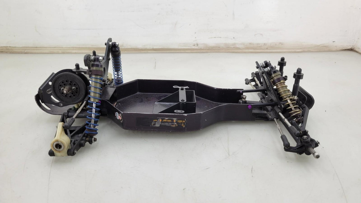Team Associated RC10DS, Black metal chassis, roller, carbon trans cover
