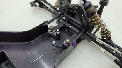 Team Associated RC10DS, Black metal chassis, roller, carbon trans cover