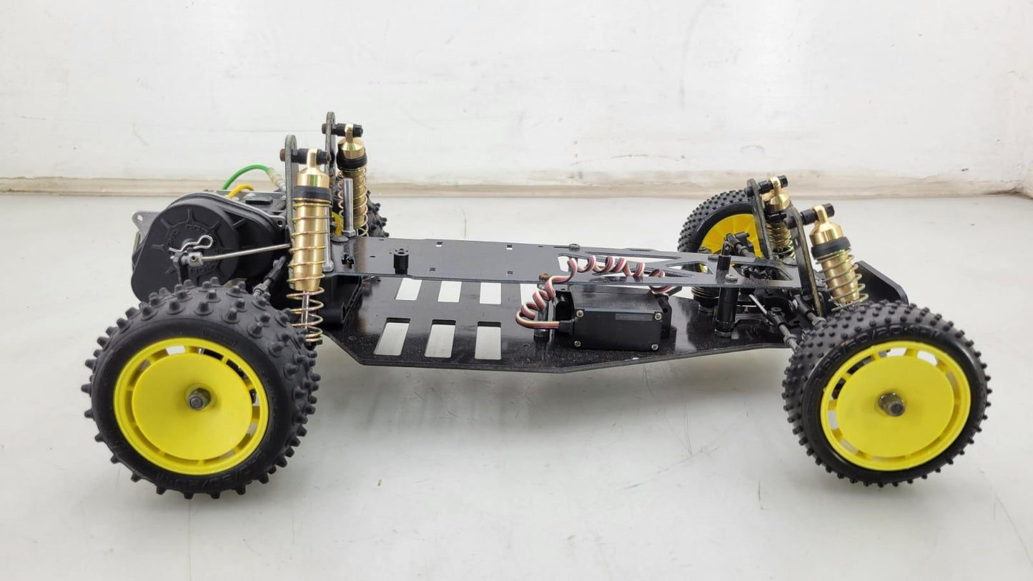 Vintage Kyosho Ultima Pro, very clean, low use if any, comes with whats shown